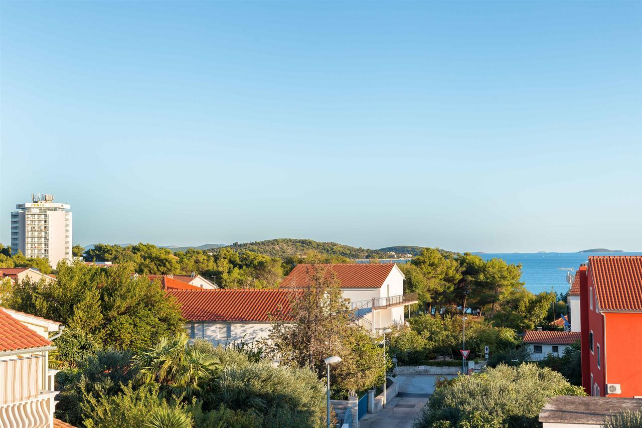 Apartments Zanze Vodice Bagian luar foto