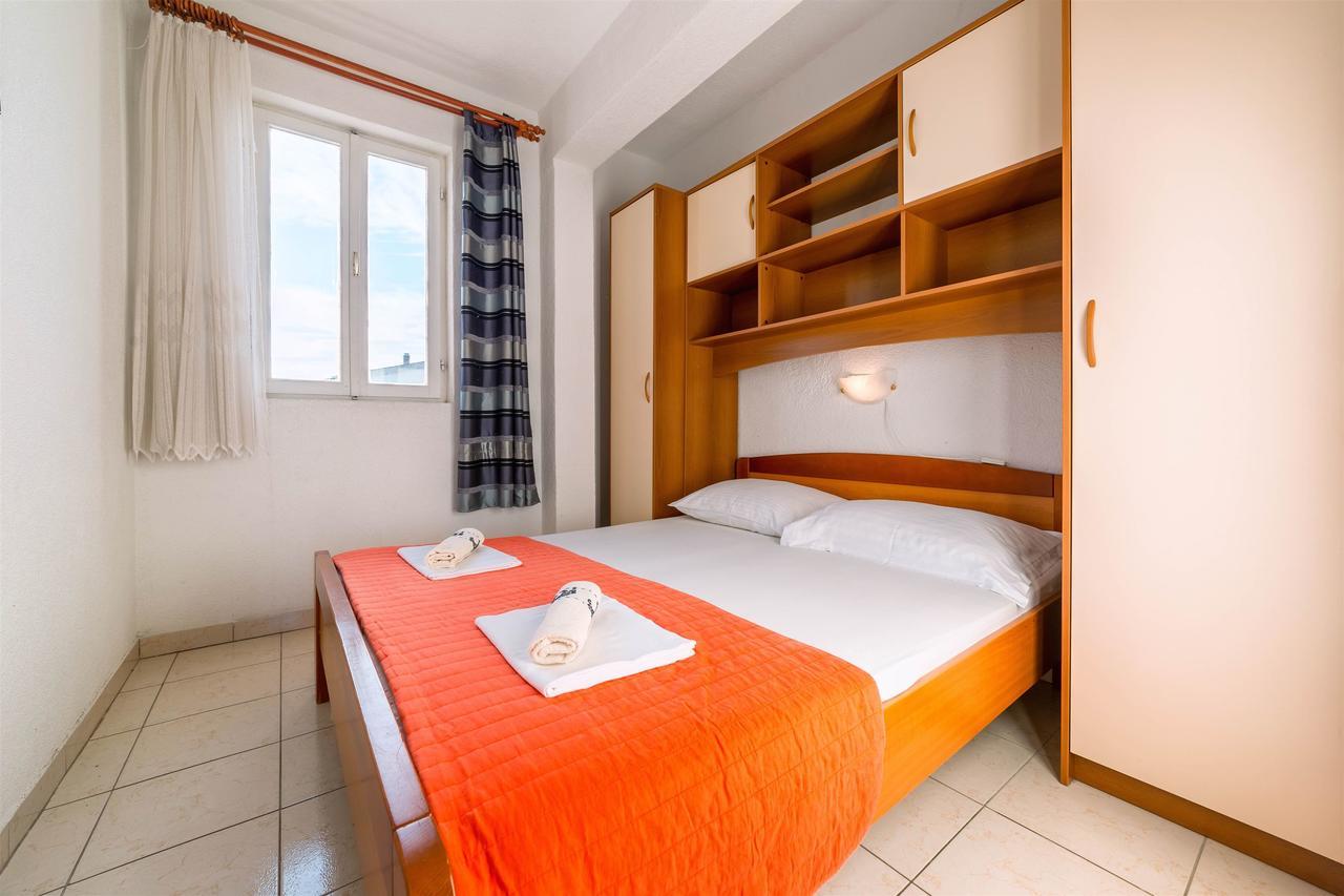 Apartments Zanze Vodice Bagian luar foto