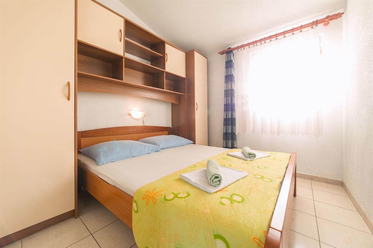 Apartments Zanze Vodice Bagian luar foto